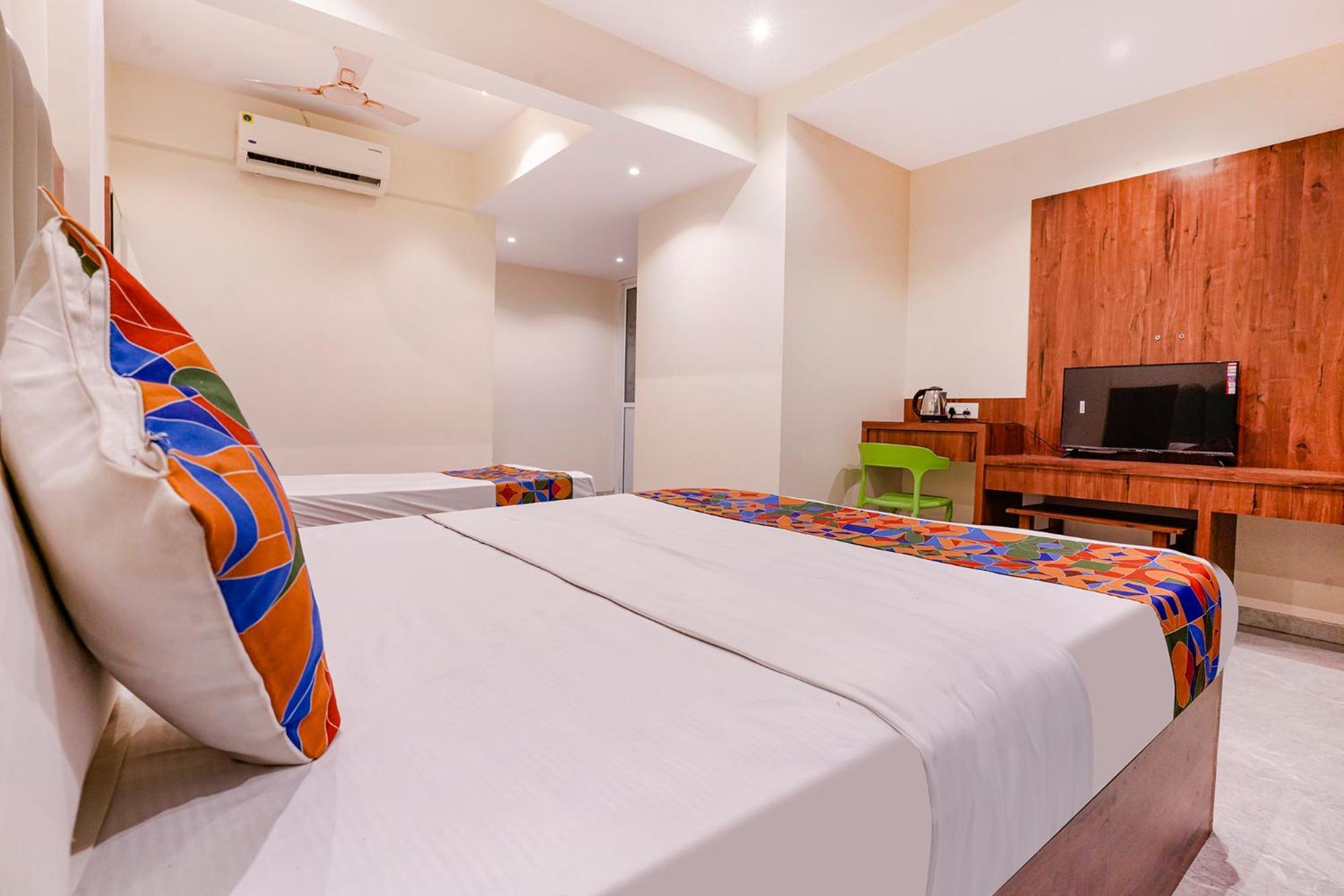 Отель Fabexpress Utsav Residency - Nr Panvel Jamb Экстерьер фото