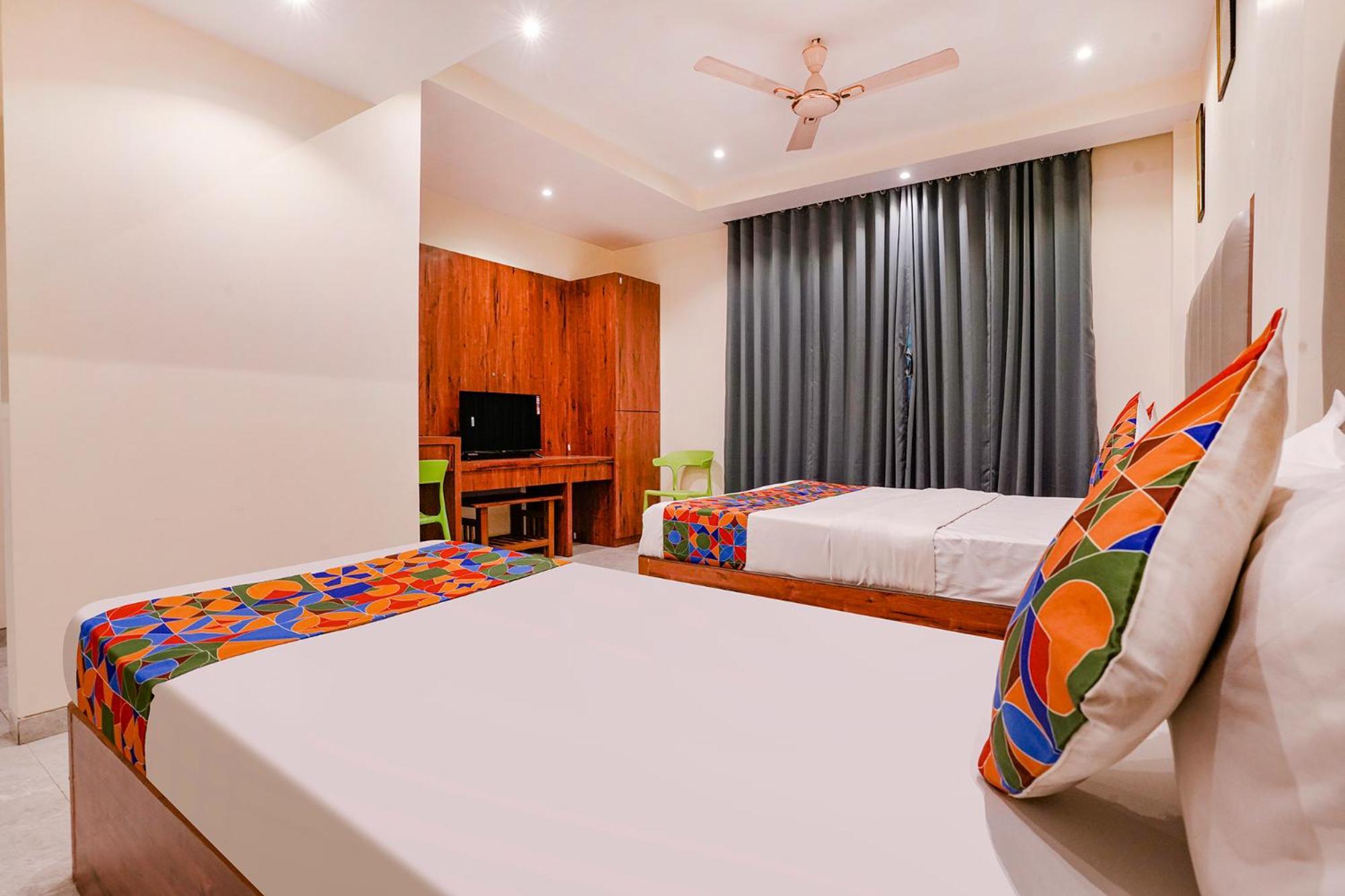 Отель Fabexpress Utsav Residency - Nr Panvel Jamb Экстерьер фото