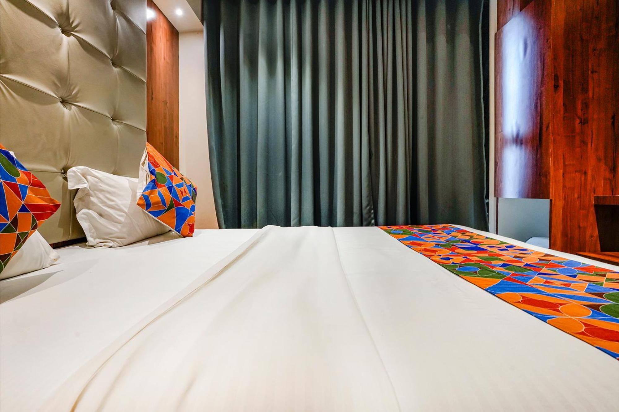 Отель Fabexpress Utsav Residency - Nr Panvel Jamb Экстерьер фото